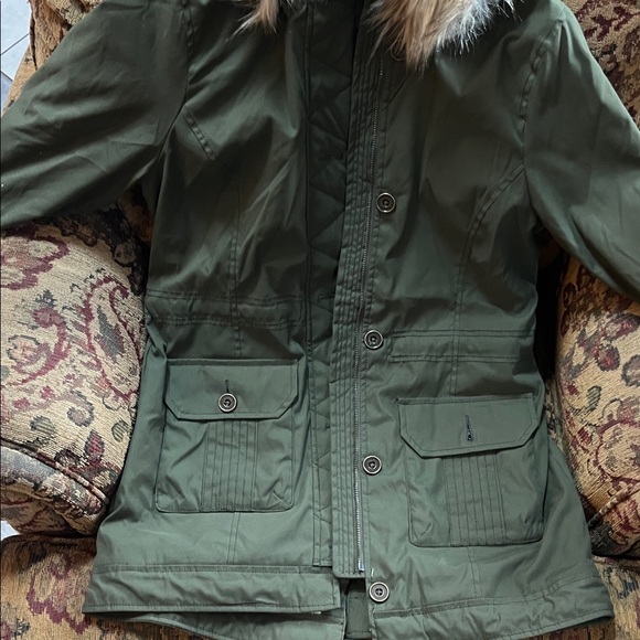 Hollister Olive Parka with Faux Fur Trim - Picture 7 of 13